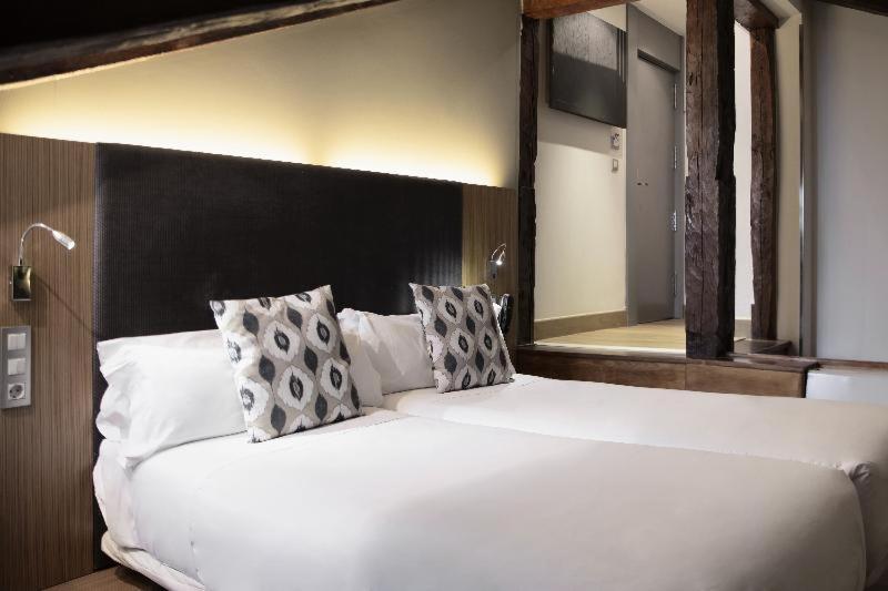 เปอตี พาเลซ พลาซา เดล การ์เมน Hotel มาดริด ห้อง รูปภาพ
